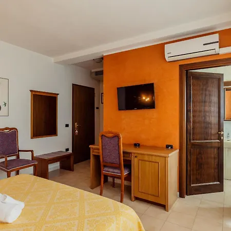 Hotel Malaspina & Bosa